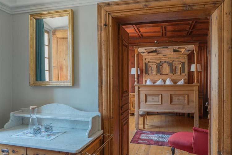 Double Room with Private Bathroom - Hotel Palazzo Salis - Soglio