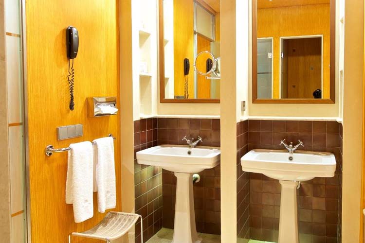 Standard Suite - Rio Real Golf Hotel - Costa del Sol