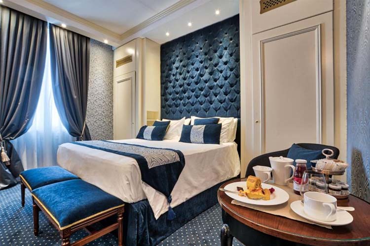 Classic Double or Twin Room with City View - Hotel Londra Palace - Venice