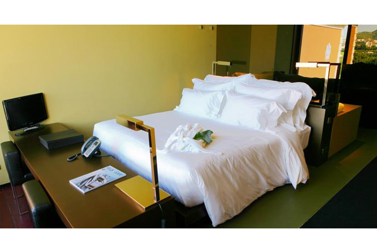 Superior Double Room with River View - Six Senses Douro Valley - Lamego