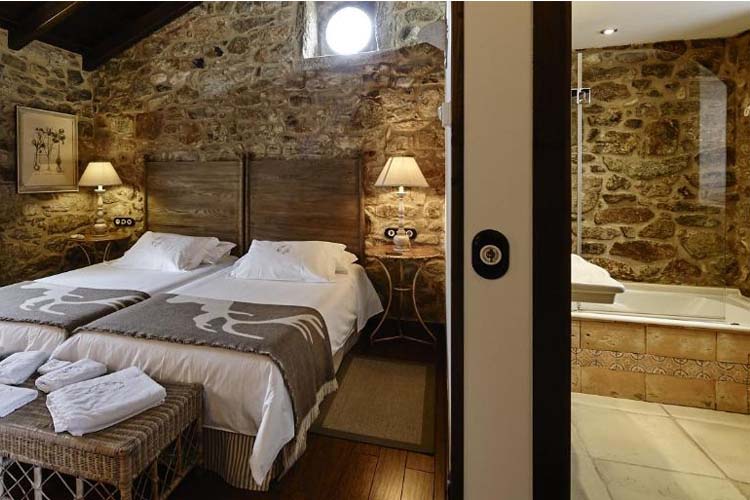 Double or Twin Room - Hotel Rustico Lugar do Cotariño - Camariñas