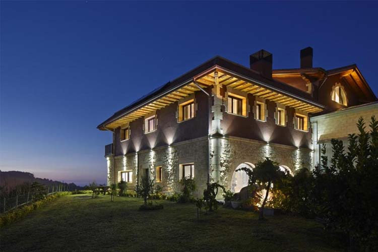 Night View - Hotel Rural Gaintza - Getaria