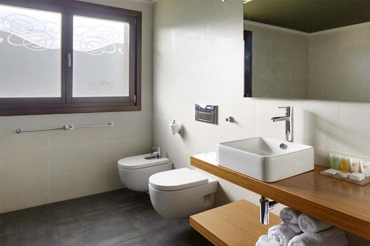 Premium Double Room with Balcony - Hotel Rural Gaintza - Getaria