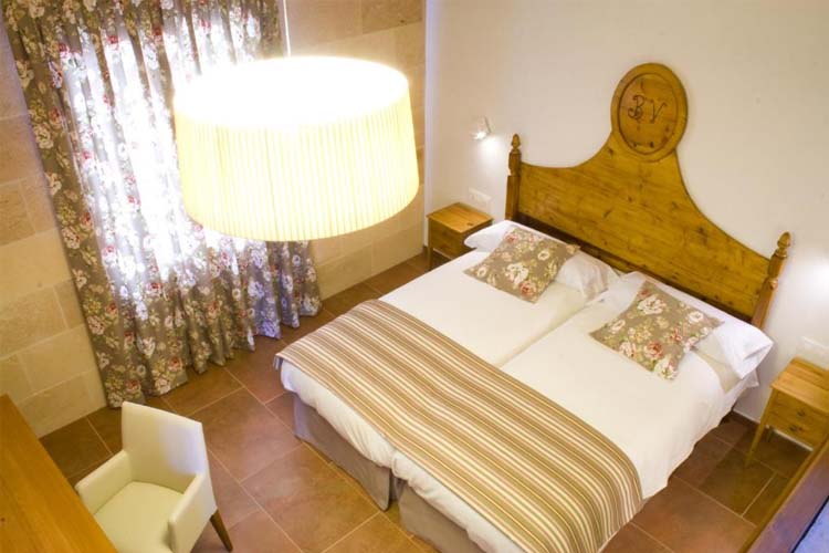 Twin Room - Hotel Rural Binigaus Vell - Es Migjorn Gran