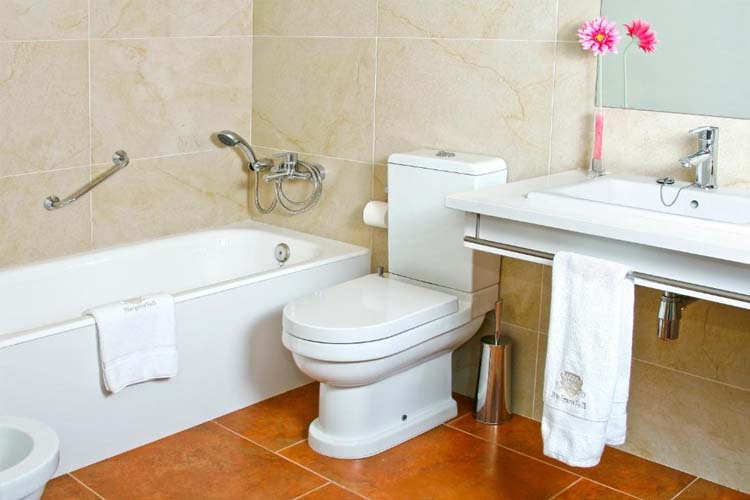 Junior Suite - Hotel Rural Binigaus Vell - Es Migjorn Gran