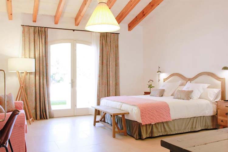 Junior Suite with Private Pool - Hotel Rural Binigaus Vell - Es Migjorn Gran