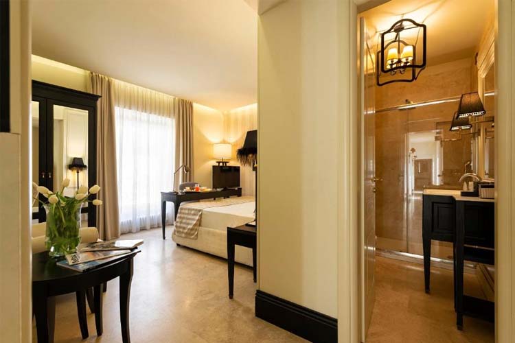 Superior Double Room - Profumo Maison d'Hôtes - Rome