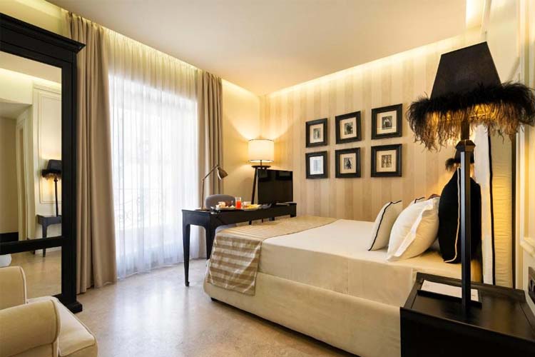 Superior Double Room - Profumo Maison d'Hôtes - Rome