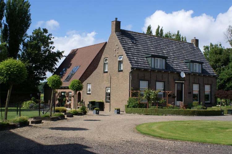 Building - De Kienstee - Schoondijke