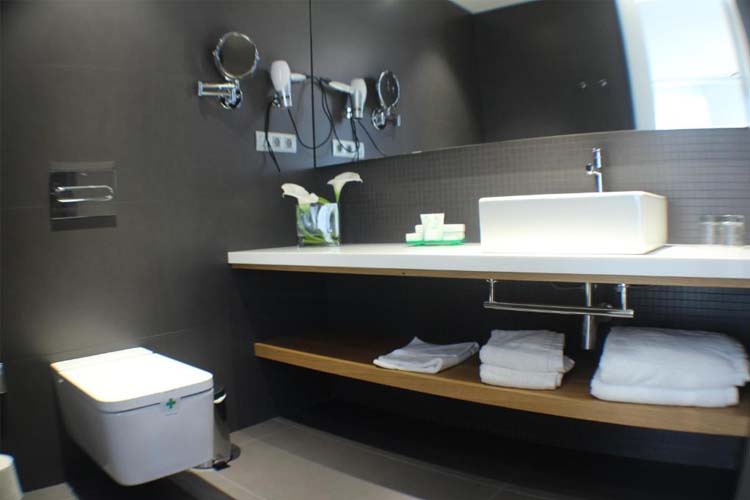 Double or Twin Room with Sea View - Hotel Urban Viveiro - Viveiro