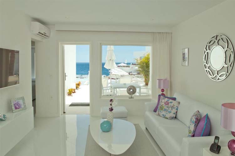 Deluxe 1 bedroom Suite with Hot Tub and Sea View - Lani's Suites de Luxe - Tías