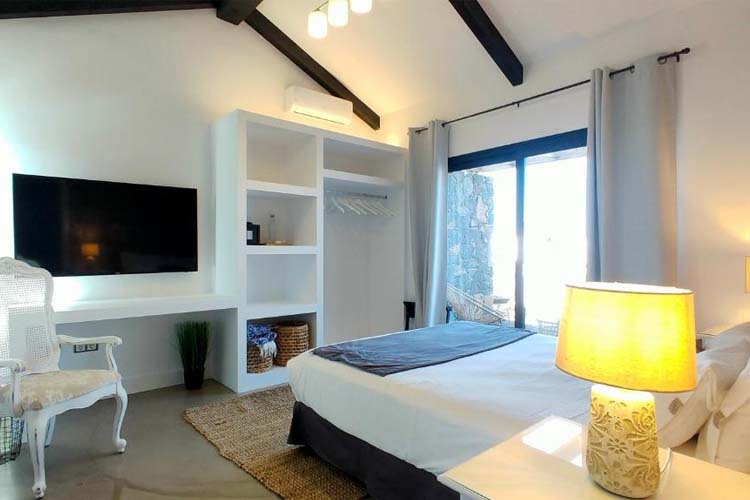 King Room with Pool View - Villa Shepherd - Lajares