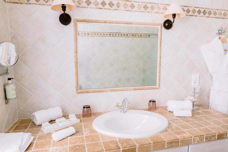 Apartment (2 Adults + 2 Children) - Le Mas de la Rose - Orgon