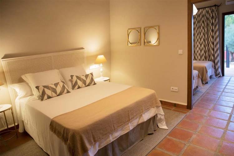 Family Double Room - Hotel Rural las Tejuelas - Talarrubias