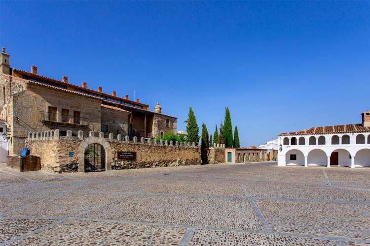 General View - Hospedería Puente de Alconétar - Garrovillas de Alconétar