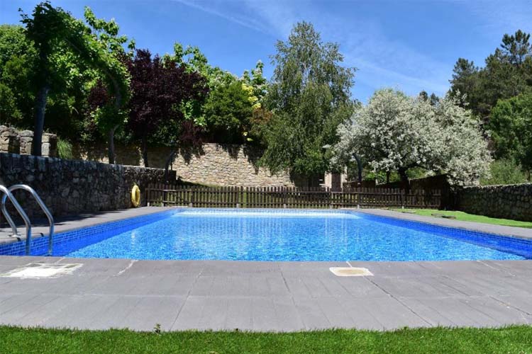Pool - Hotel Rural Velha Fabrica - Valverde del Fresno