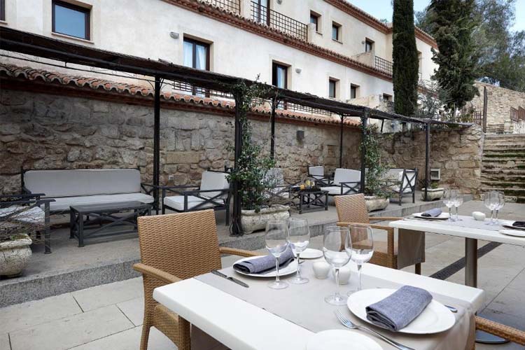 Terrace - Eurostars Palacio Santa Marta - Trujillo