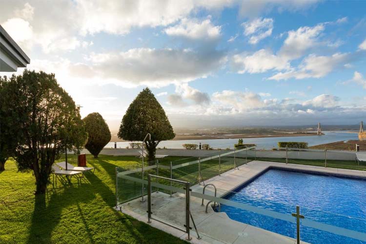Pool - Parador de Ayamonte - Huelva