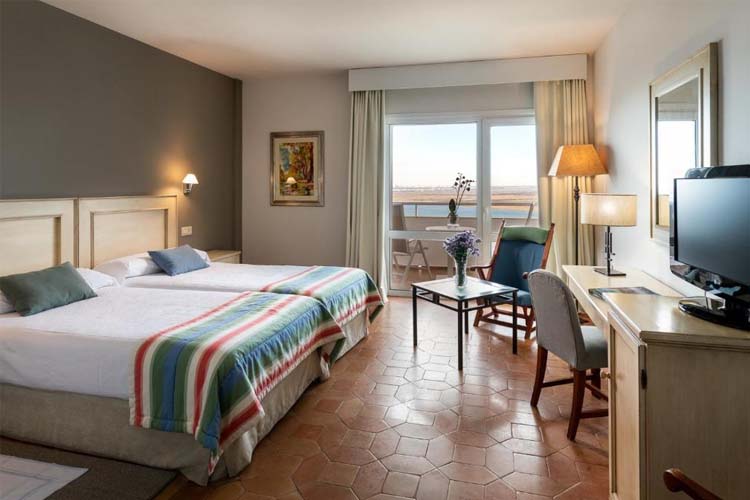 Double or Twin Room with Extra Bed (3 Adults) - Parador de Ayamonte - Huelva