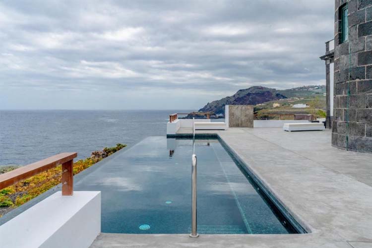 Pool - Lighthouse on La Palma Island - Barlovento