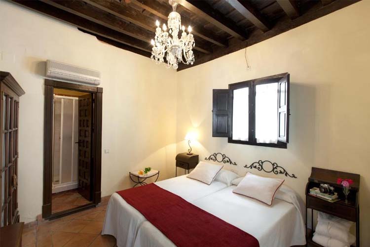 Standard Double or Twin Room - Casa del Capitel Nazarí - Granada