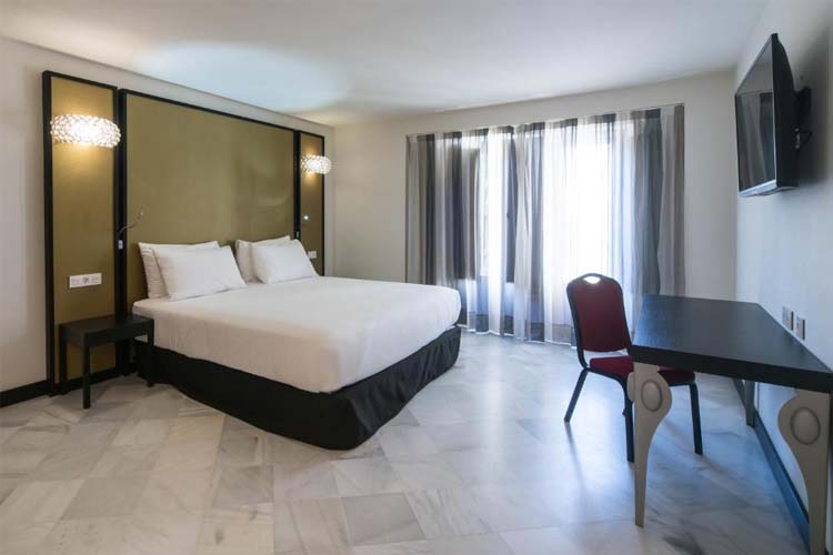 Double Room with Extra Bed - Hotel Palacio Marqués de Arizón - Cádiz