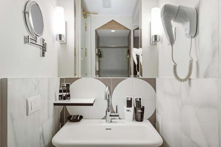 Economy Double or Twin Room - One Shot Recoletos 04 - Madrid