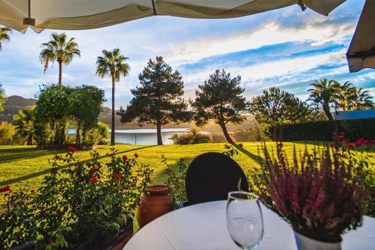 Views - B Bou Hotel la Viñuela & Spa - La Viñuela