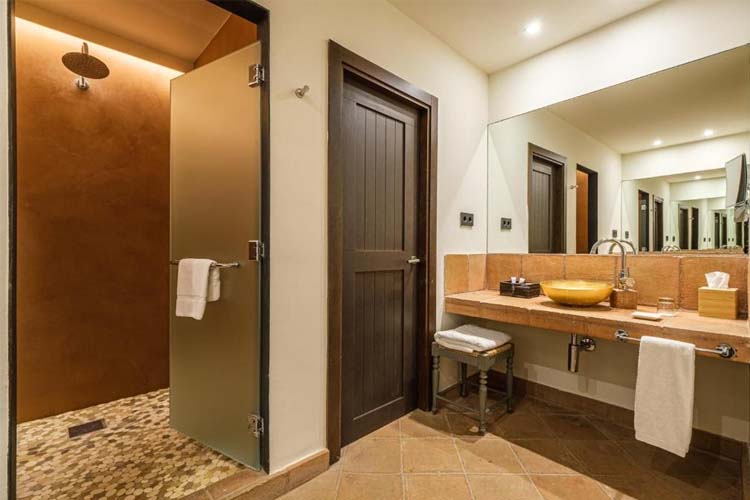 Suite with Terrace - Hotel Mas La Boella - La Canonja