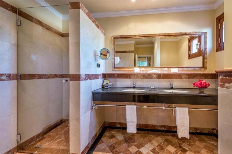 Double Room with Mountain View - Casa León Royal Retreat - San Bartolomé de Tirajana