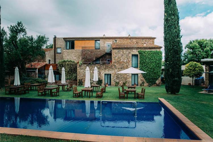 Pool - Arcs de Monells - Costa Brava