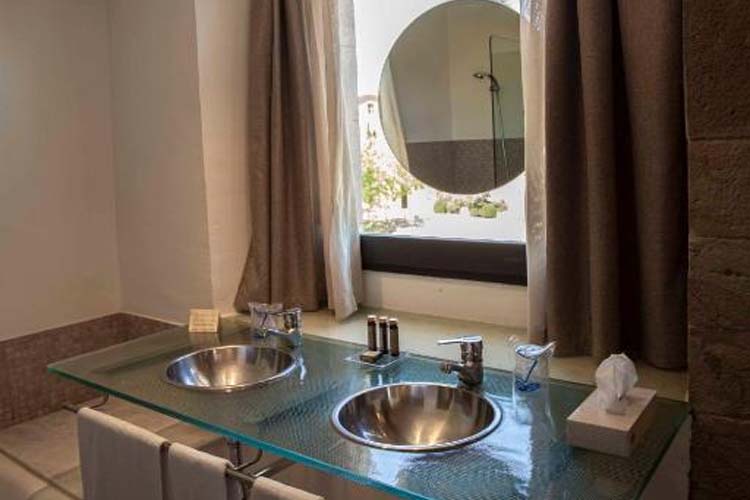Superior Double or Twin Room - Arcs de Monells - Costa Brava