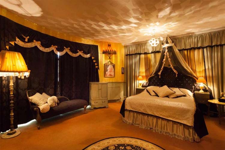 Double Room - Pin Up Parlour - Hotel Pelirocco - Brighton
