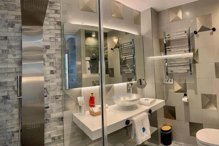 Deluxe Double Room with Balcony - Mamma Mia Hotel Boutique - Costa Brava