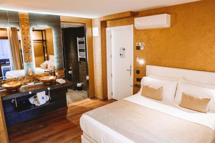 Deluxe Double Room with Balcony - Mamma Mia Hotel Boutique - Costa Brava
