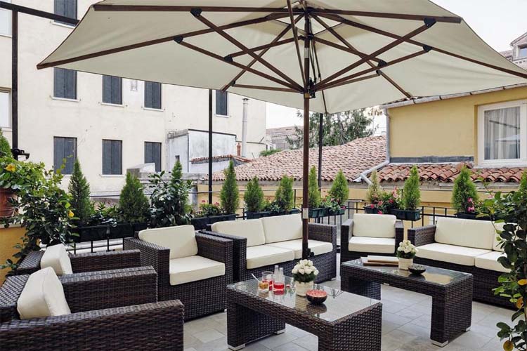 Terrace - Hotel American Dinesen - Venice