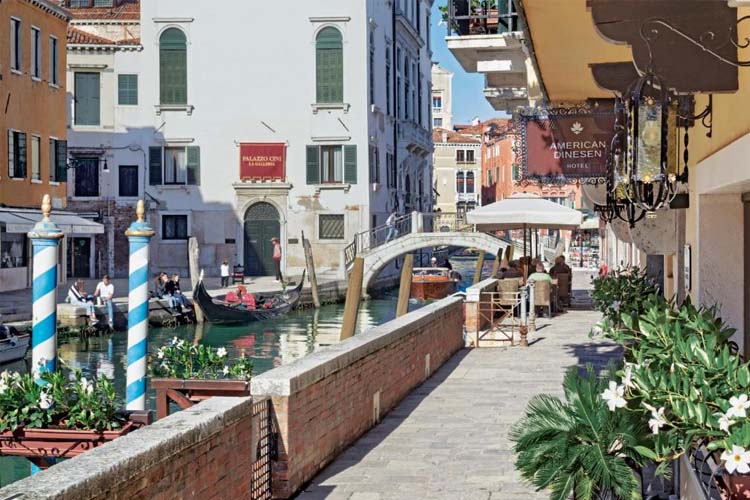 Building - Hotel American Dinesen - Venice