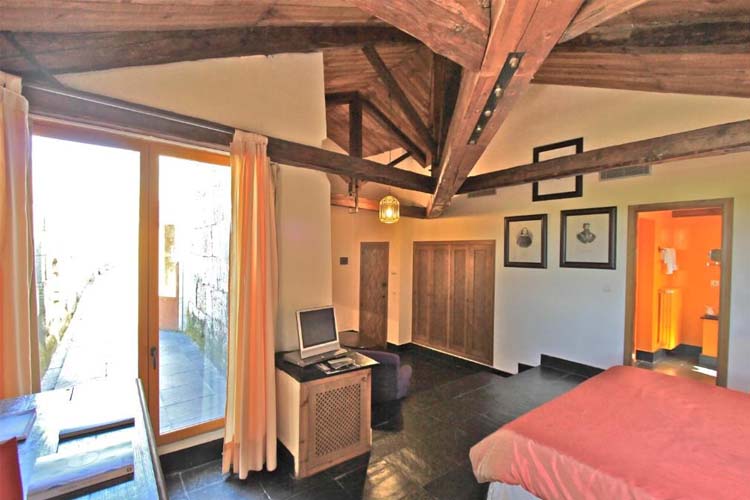 Junior Suite - Castillo del Buen Amor - Villanueva de Cañedo