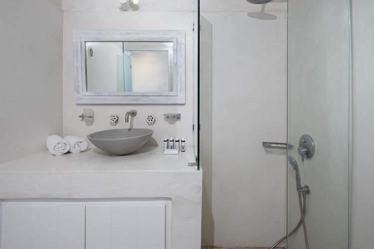 Suite with Hot Tub - On the Rocks - Imerovigli