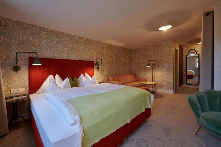 Basic Double Room - Ground Floor - Boutique-Hotel Schmelzhof - Lech am Arlberg