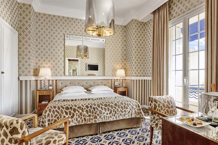 Superior Room with Sea View - Hotel Belles Rives - Juan-Les-Pins