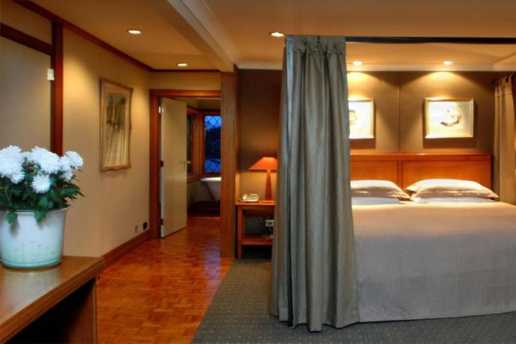 Suite with Garden View - Lake Taupo Lodge - Taupo