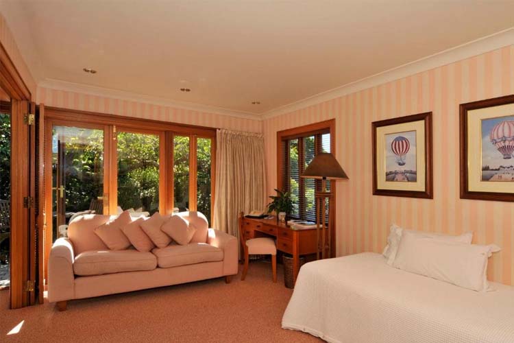 One-Bedroom Suite - Lake Taupo Lodge - Taupo