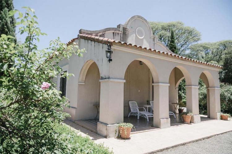 Suite with Hot Tub - Estancia La Paz - Asconchinga