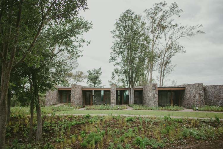 Double or Twin Room with Lake View - Estancia La Paz - Asconchinga