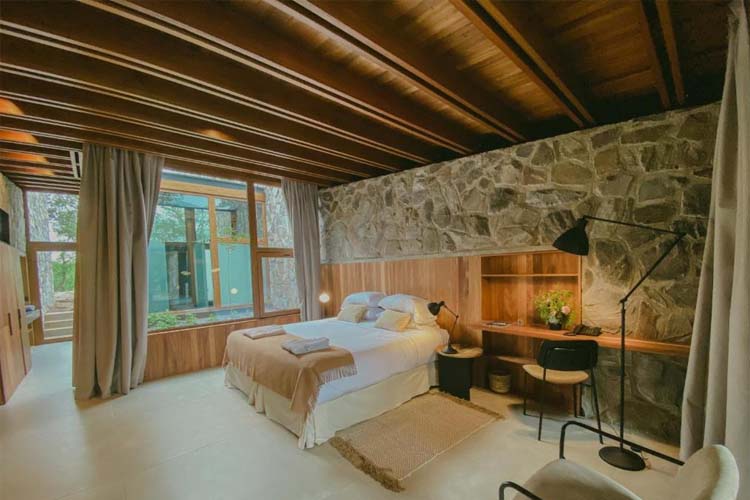 Double or Twin Room with Lake View - Estancia La Paz - Asconchinga