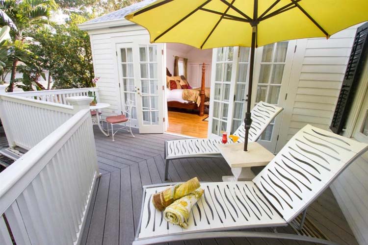 Master Suite with King bed - The Gardens Hotel - Key West