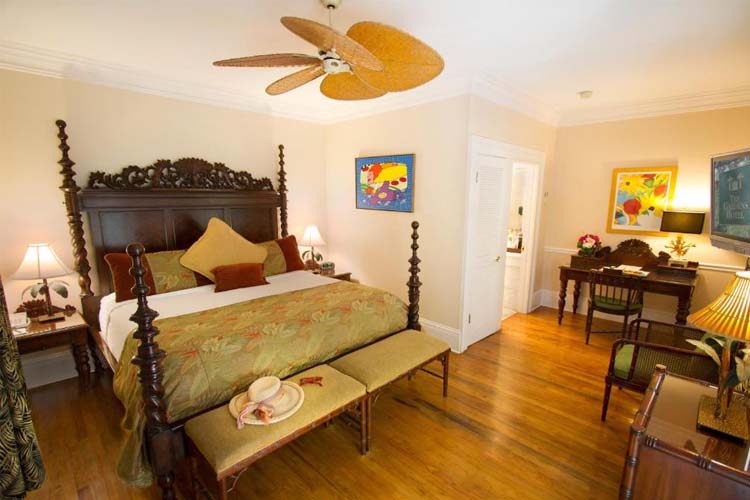 Garden King Room - The Gardens Hotel - Key West
