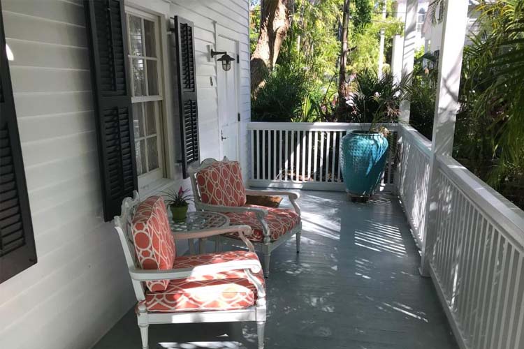 Garden King Room - The Gardens Hotel - Key West