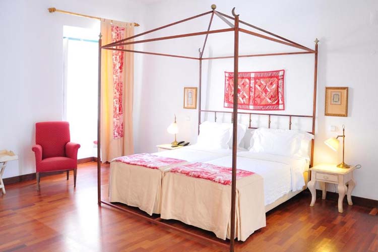 Two Connecting Double or Twin Rooms - Pousada Castelo de Alvito - Alvito